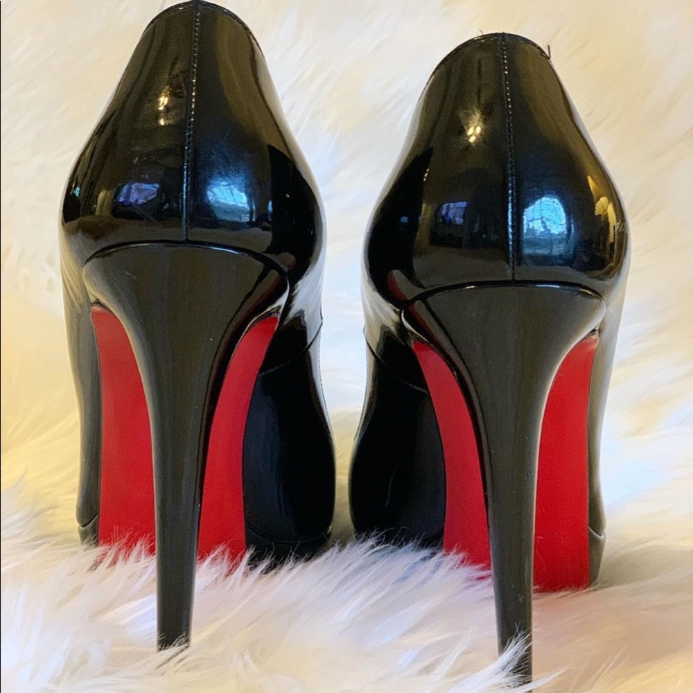 Christian Louboutin Bianca Patent Pump